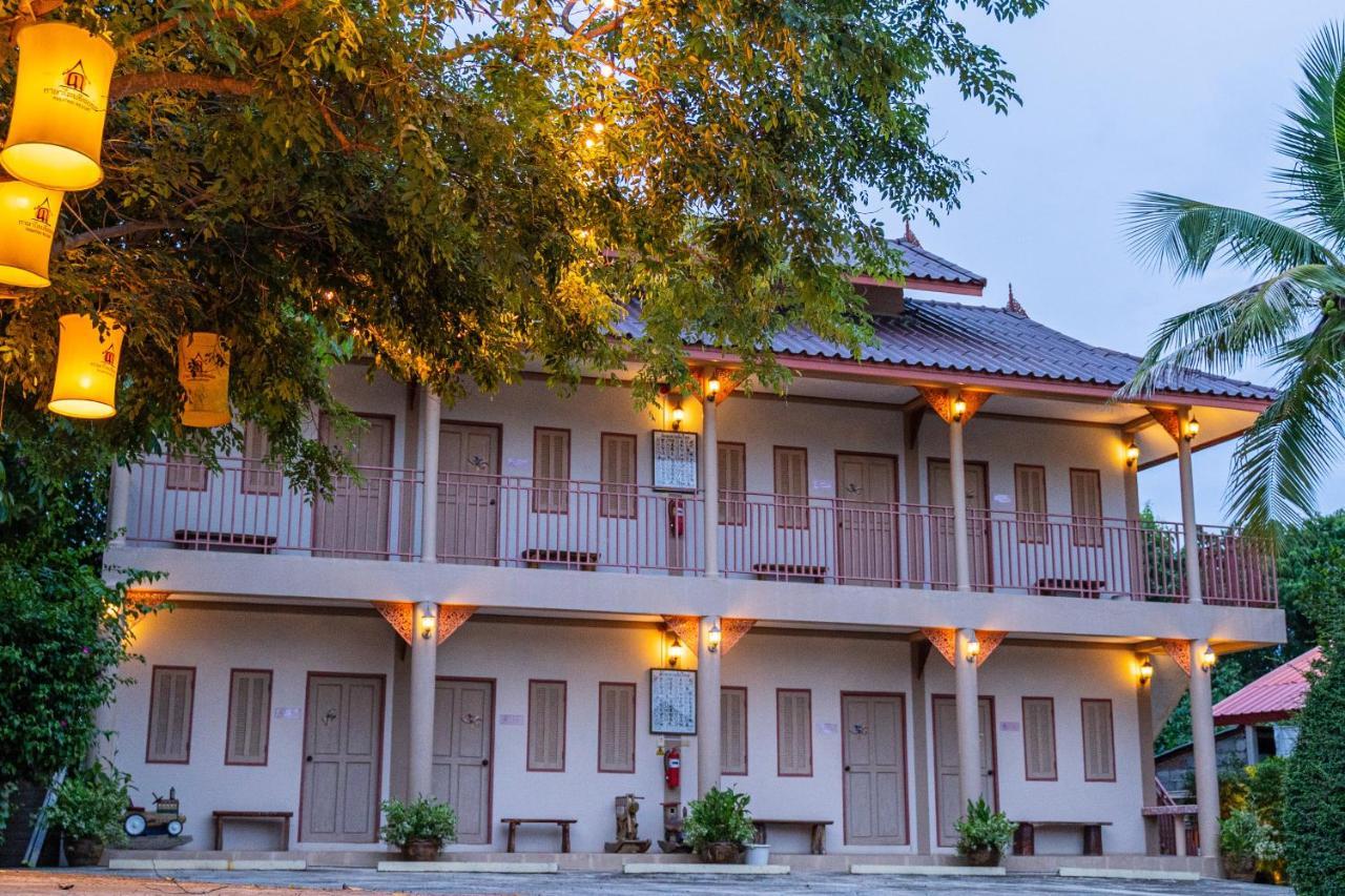 Pasathai Resort Sukhothai Exterior photo
